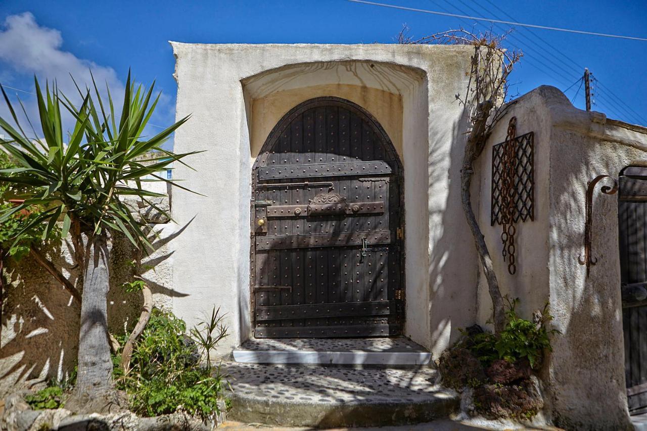 Vóthon Santorini Cave Houses מראה חיצוני תמונה